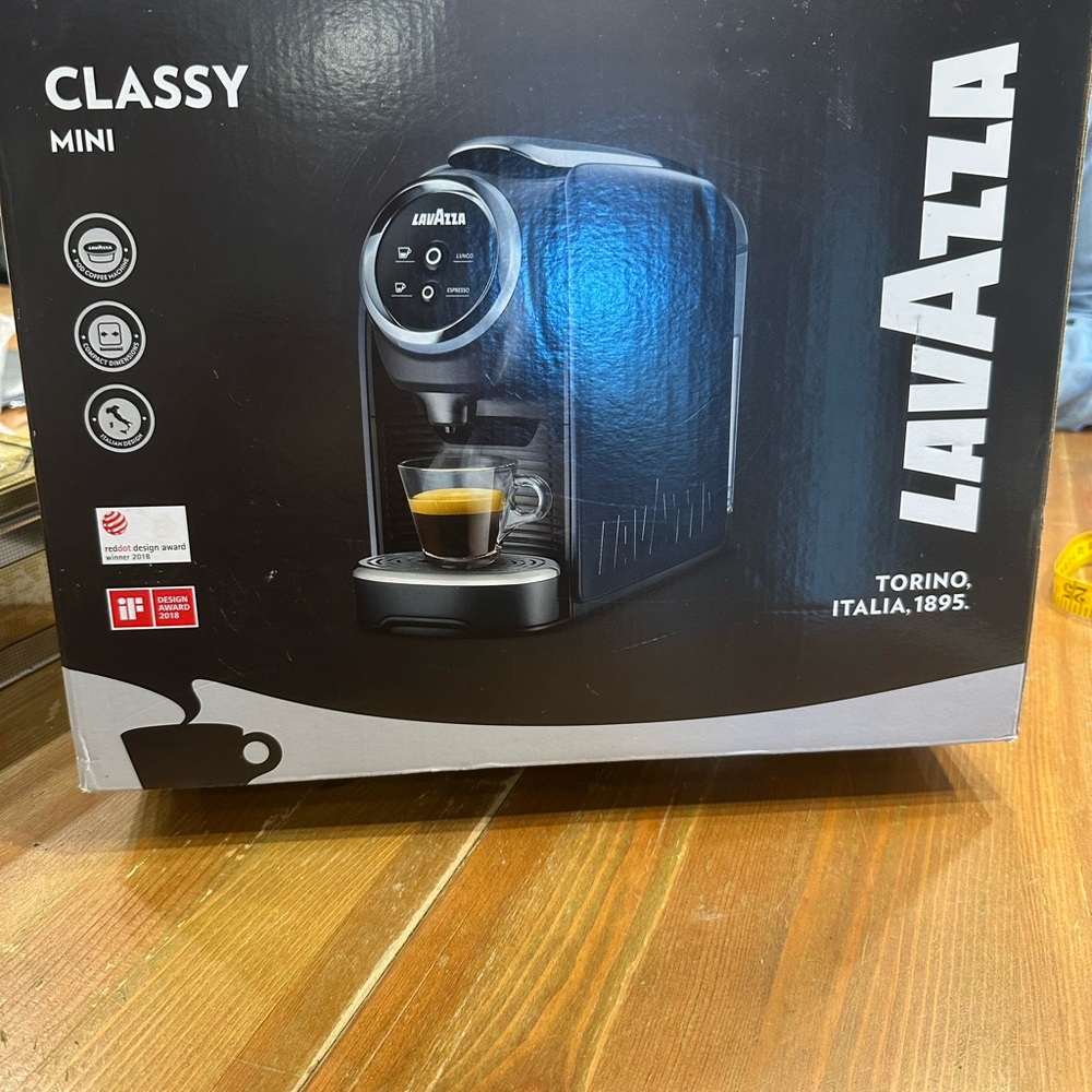 LavAzza BLUE Classy Mini Espresso Coffee Machine Like New w/ Box & Instructions